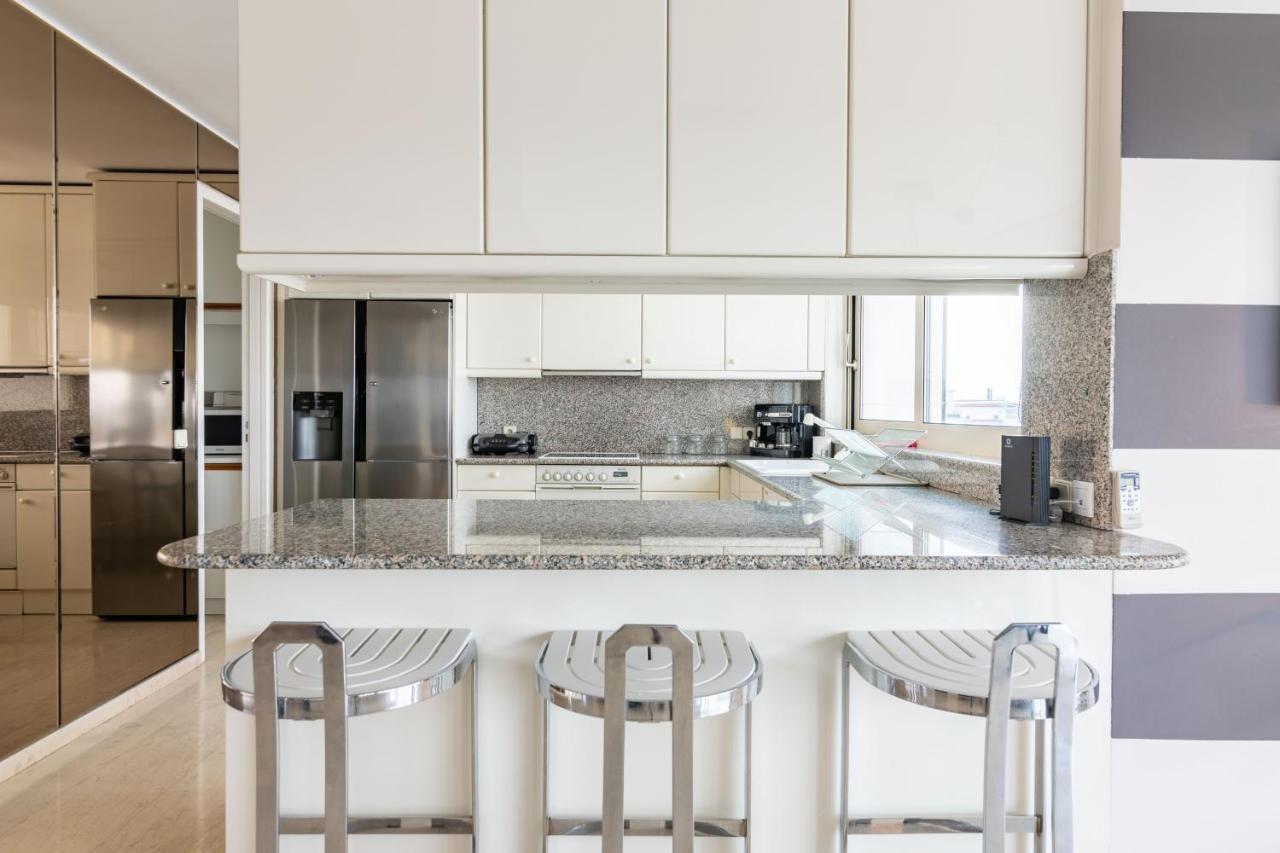 Sunlight House - Palatial Fully Equipped Apartment Near The Sea Aten Exteriör bild